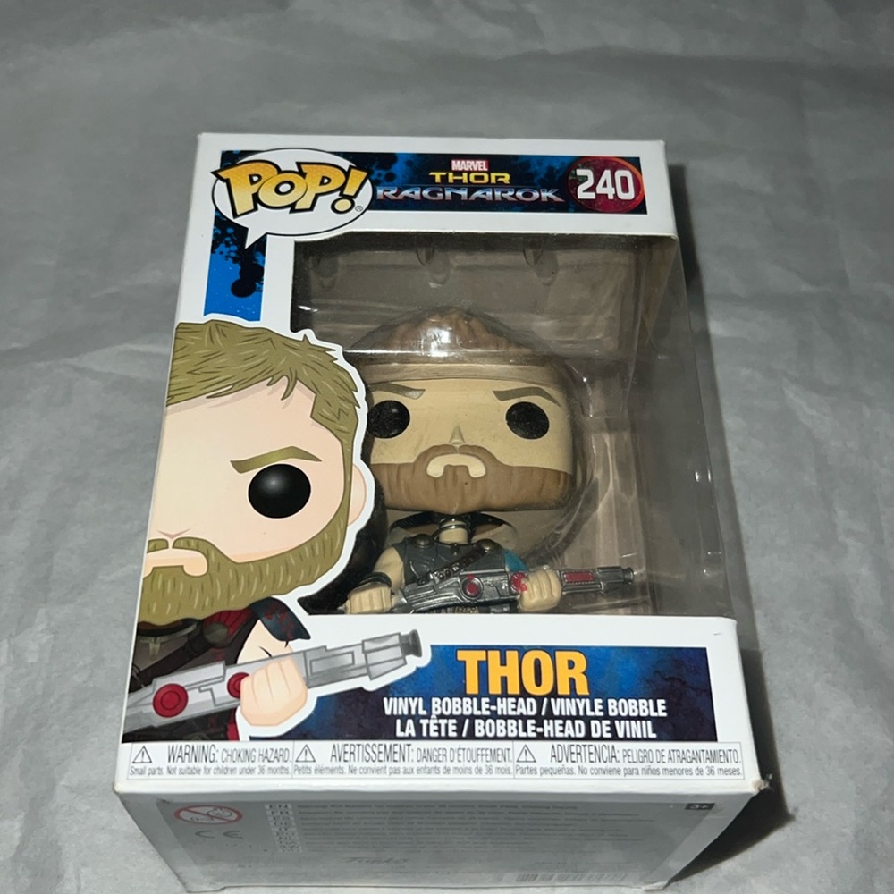 Funko Pop - Thor Ragnarok #240 - Picture 2 of 7